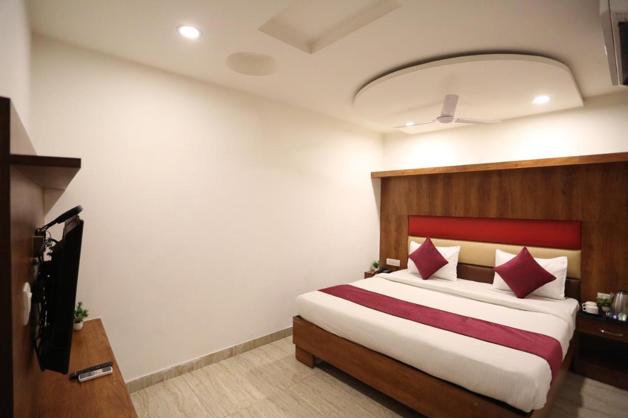 Hotel Sm Suits Near Delhi Airport-Unit By Grand Urban Luxury Neu-Delhi Exterior foto