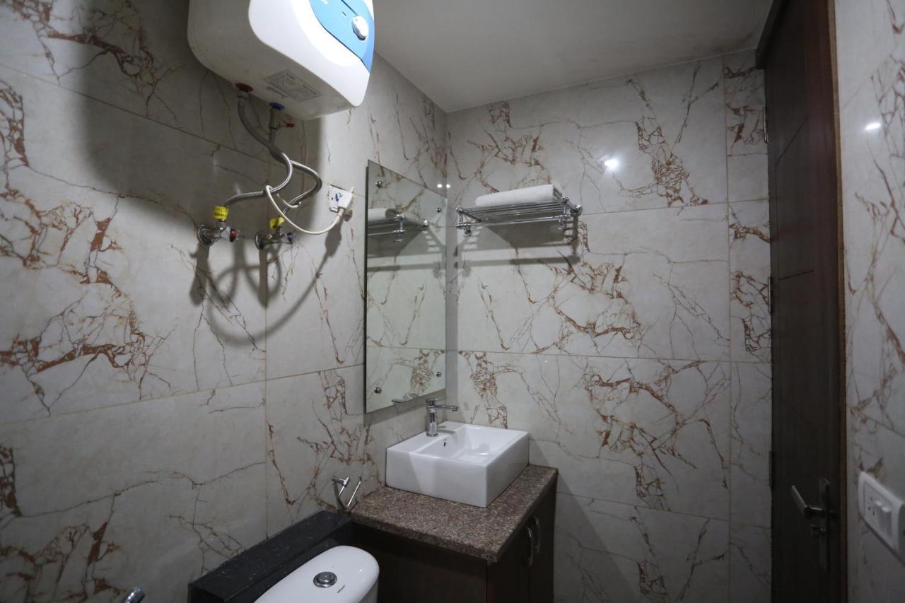 Hotel Sm Suits Near Delhi Airport-Unit By Grand Urban Luxury Neu-Delhi Exterior foto